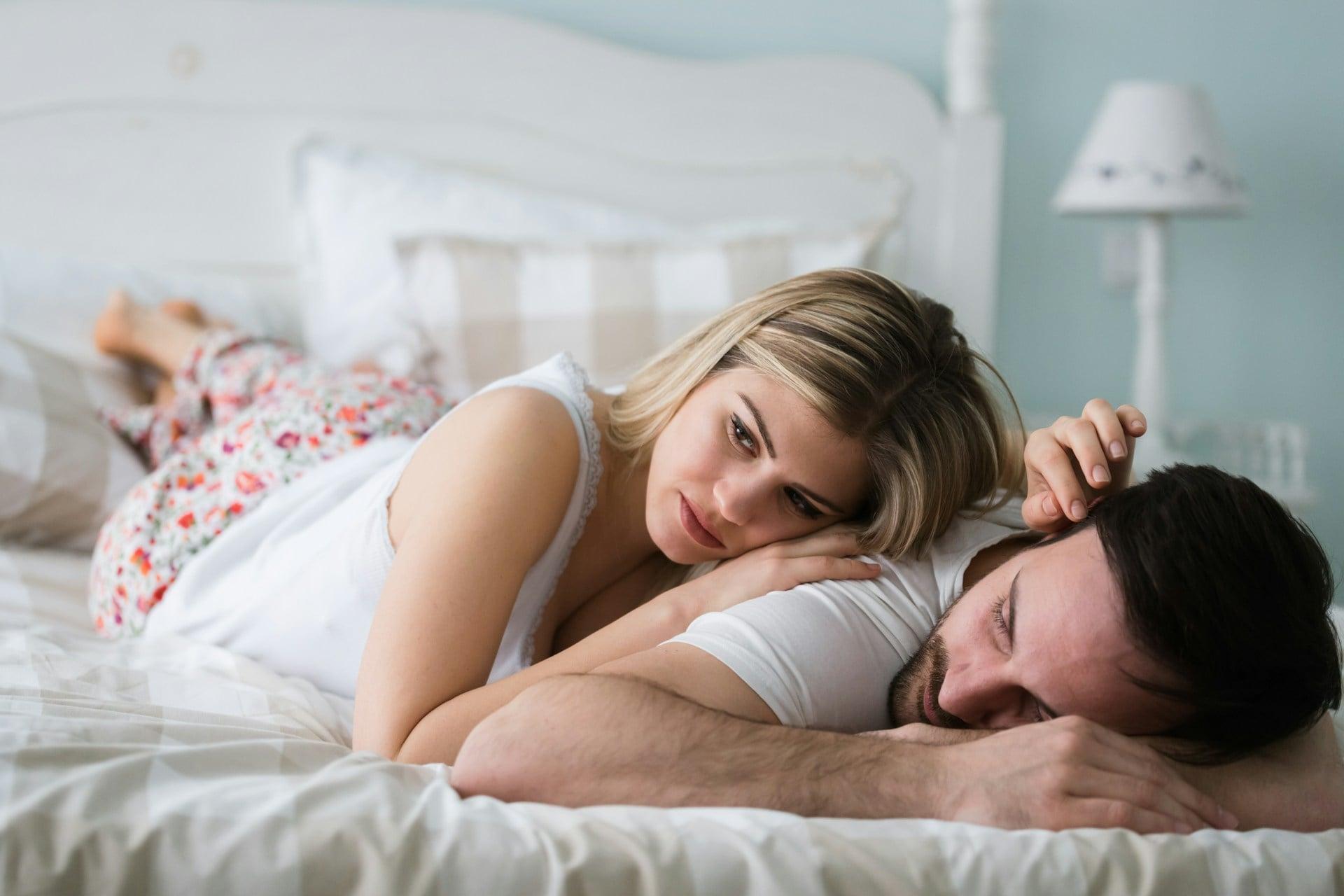 5 señales de que ya no eres tan importante para tu pareja como antes — Estilo de vida