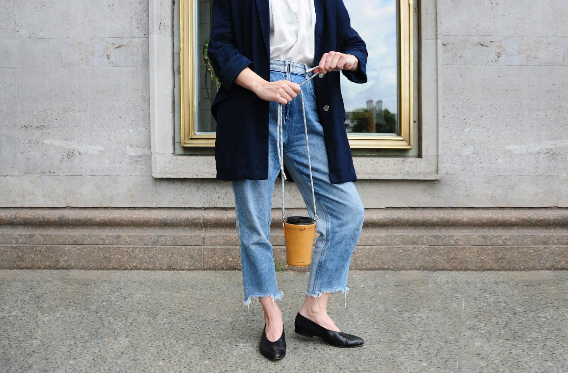 7 trend base per mantenere il tuo look con i jeans alla moda nel 2026 — Moda