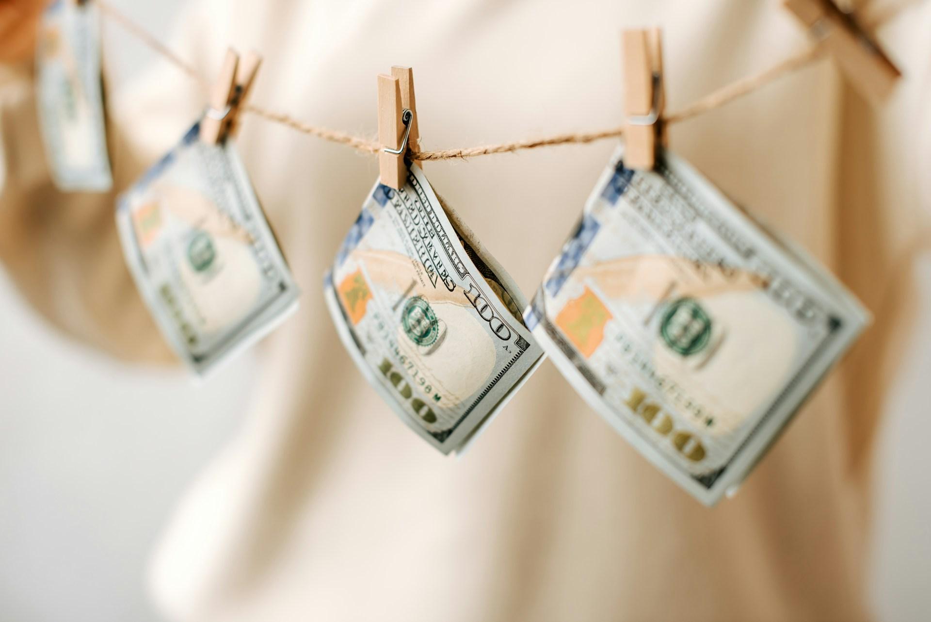 «Ahora que tengo dinero, ya no tengo miedo.» - El dinero no hace la felicidad, ¿o sí…? — Estilo de vida