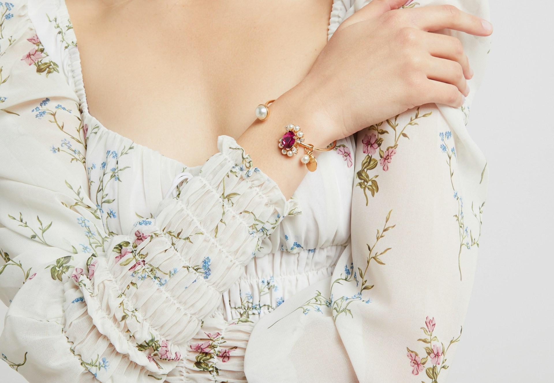 Il guardaroba capsule perfetto per la primavera: solo 10 capi e accessori — Moda