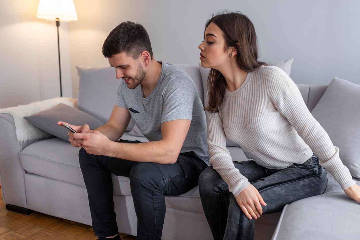 Quando la fiducia vacilla: è davvero necessario conoscere le password dell’altro? — Lifestyle