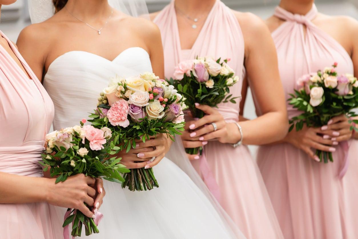 7 ideas de regalo súper chic para damas de honor - recomendadas por expertos en moda — Boda