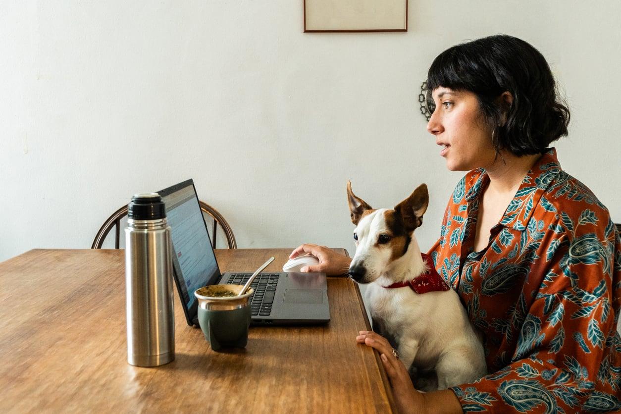 5 comportamenti dei Millennial che fanno impazzire le altre generazioni — Lifestyle