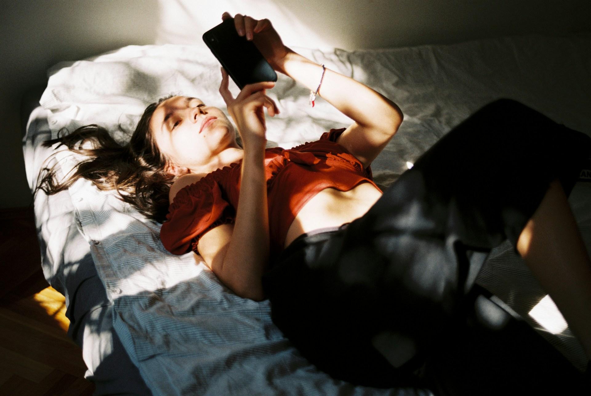 7 patrones emocionales que te hacen recibir siempre lo mismo — Estilo de vida