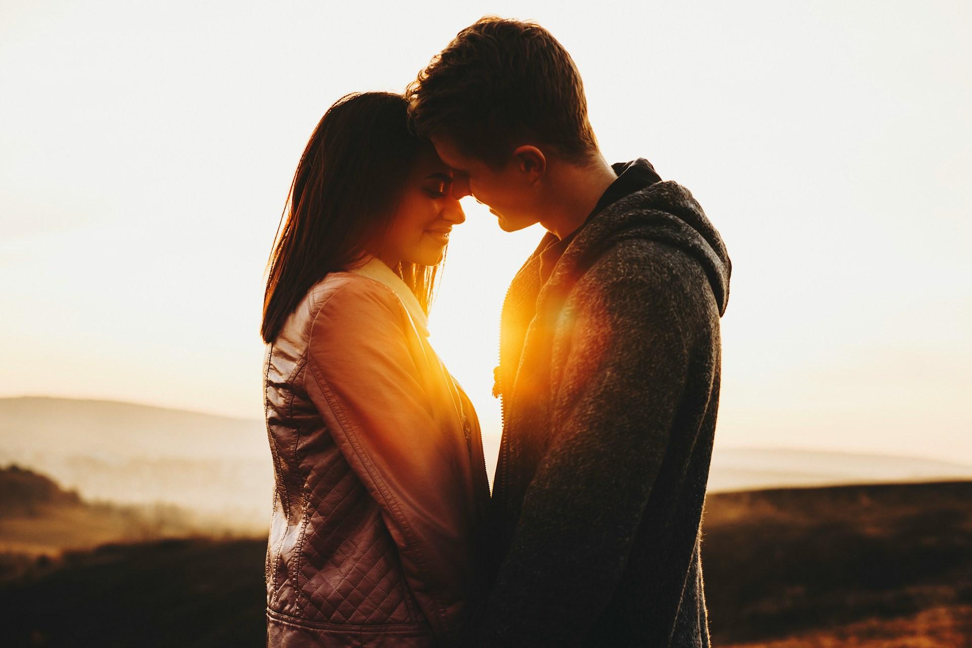 "Scegli un marito che ti ami più di quanto tu ami lui" - Consigli di mogli per single sul matrimonio — Relazione