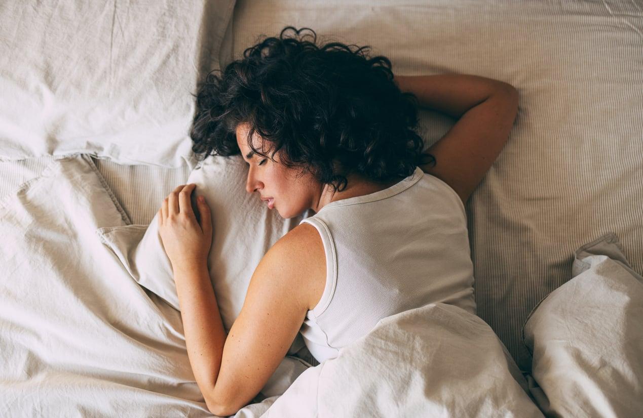 ¿Duermes mal? Tu dentista podría tener la respuesta que nadie te ha dado — Salud