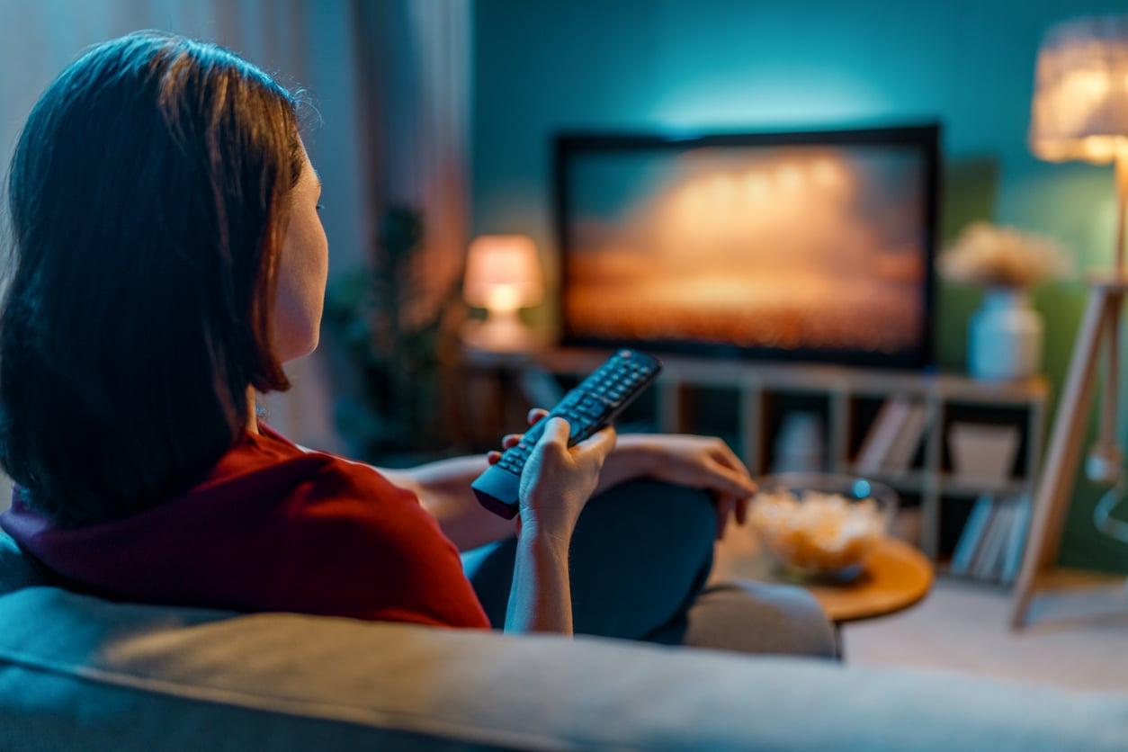 Evening Binge-Watching vs. Mindful Rest – How I Found My Limit — Leisure