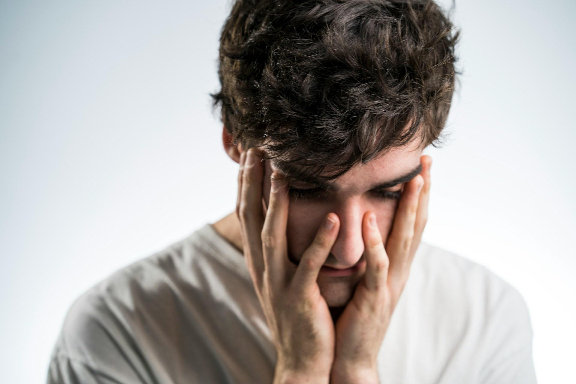 Les hommes ont aussi des désirs et des peurs, ils n’osent simplement pas les exprimer – 10 raisons psychologiques derrière ce phénomène — Relation