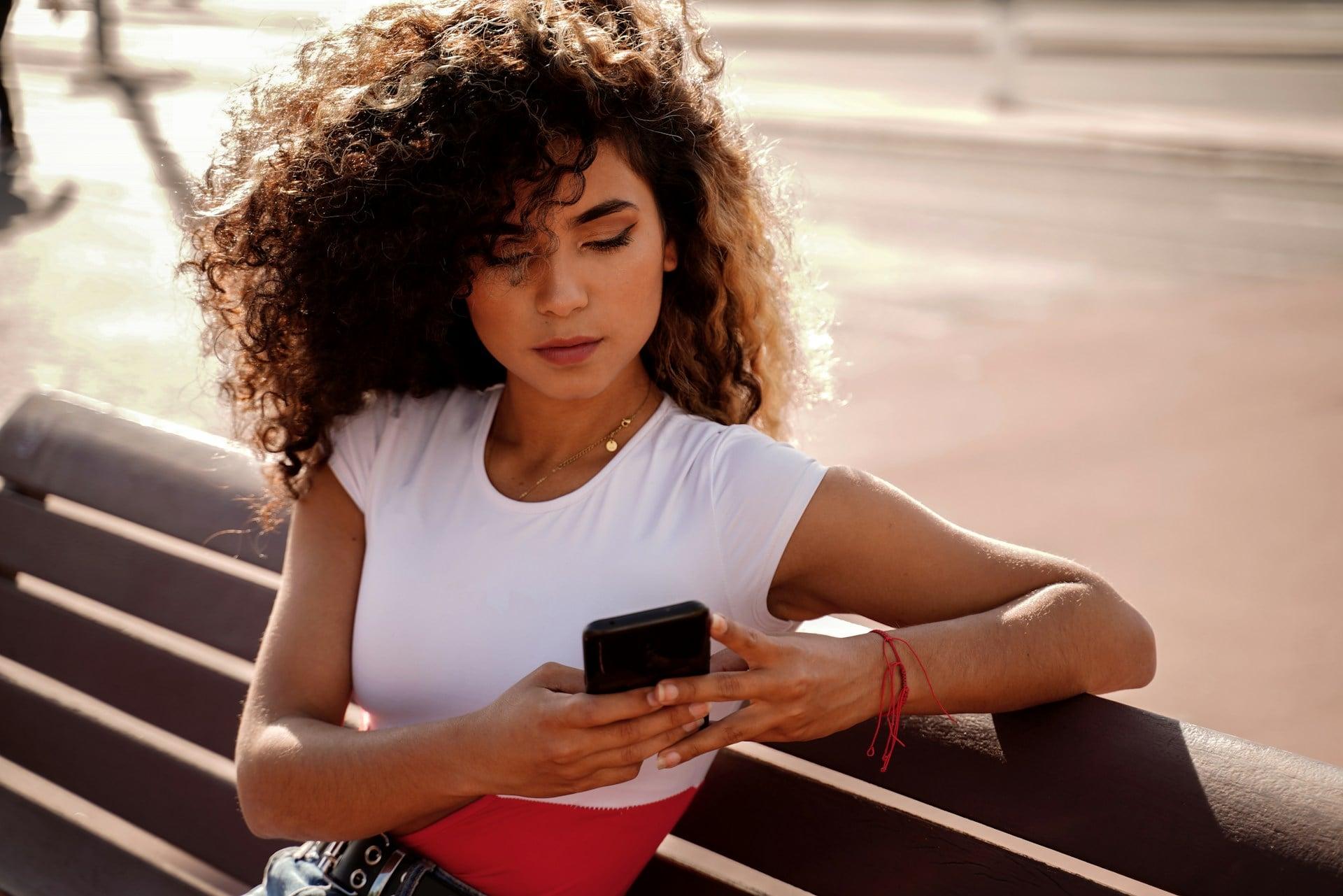Die große Instagram-Illusion: 3 psychologische Fallen, auf die fast jeder hereinfällt — Lebensstil