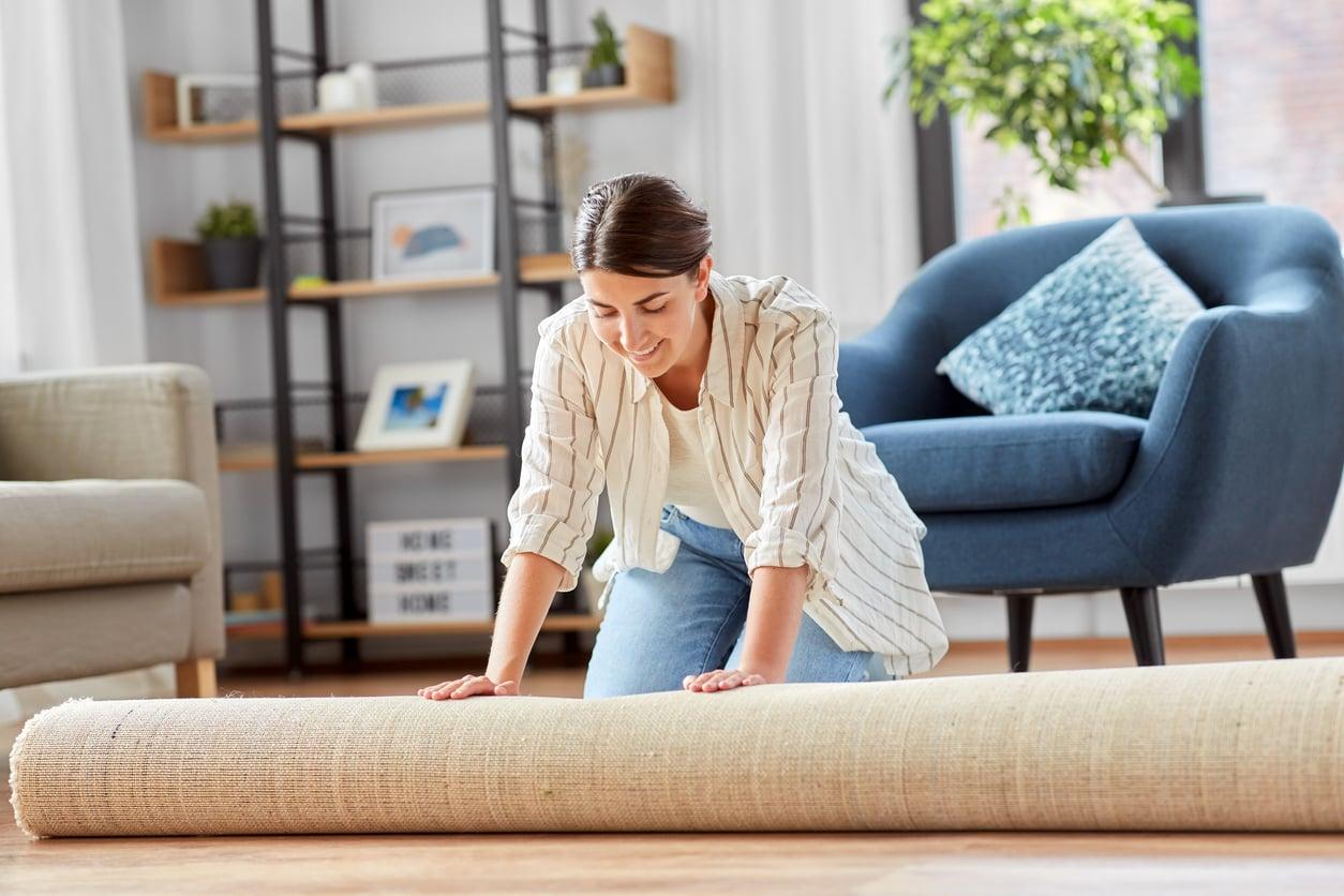 3 soluciones de suelo baratas y fáciles que puedes usar aunque vivas de alquiler — Decoración
