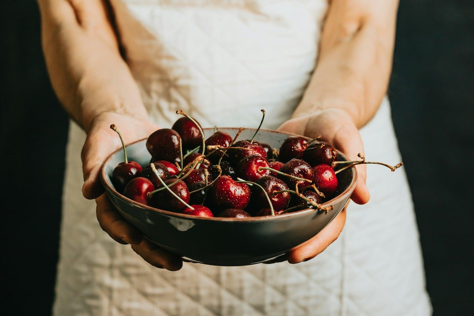 Cerezas de temporada: 5 razones por las que una dietista dice que son una fruta increíblemente sana — Salud