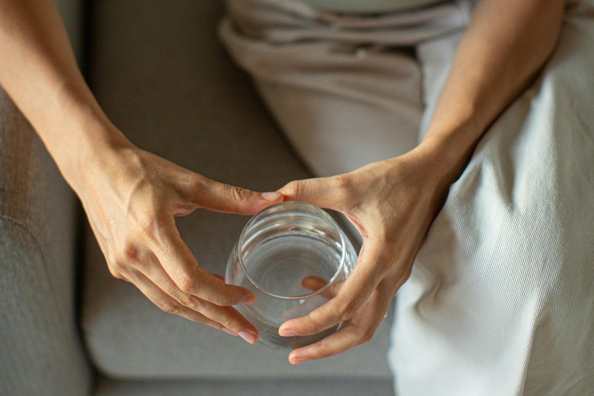 The 1-glass morning ritual that could quietly change how your whole day unfolds — Lifestyle