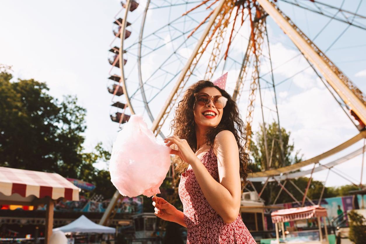 Why We Can't Help but Look Up to Leos: The Secret Behind Their Magnetic Charisma — Lifestyle