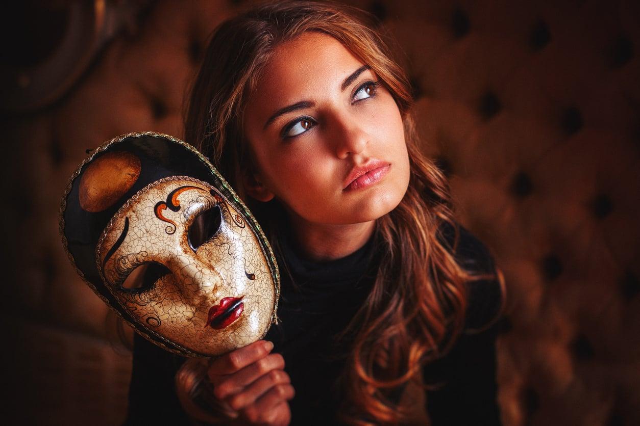 Le secret que vous cachez à tout le monde, selon votre signe astrologique — Mode de vie