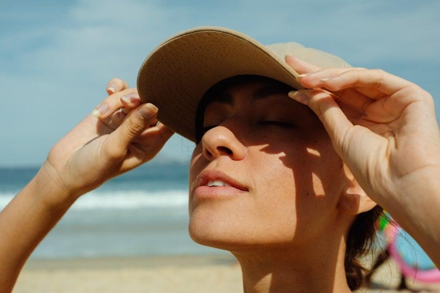 Adiós al sombrero de paja: 7 tocados de verano con estilo que sí te protegen del sol — Moda