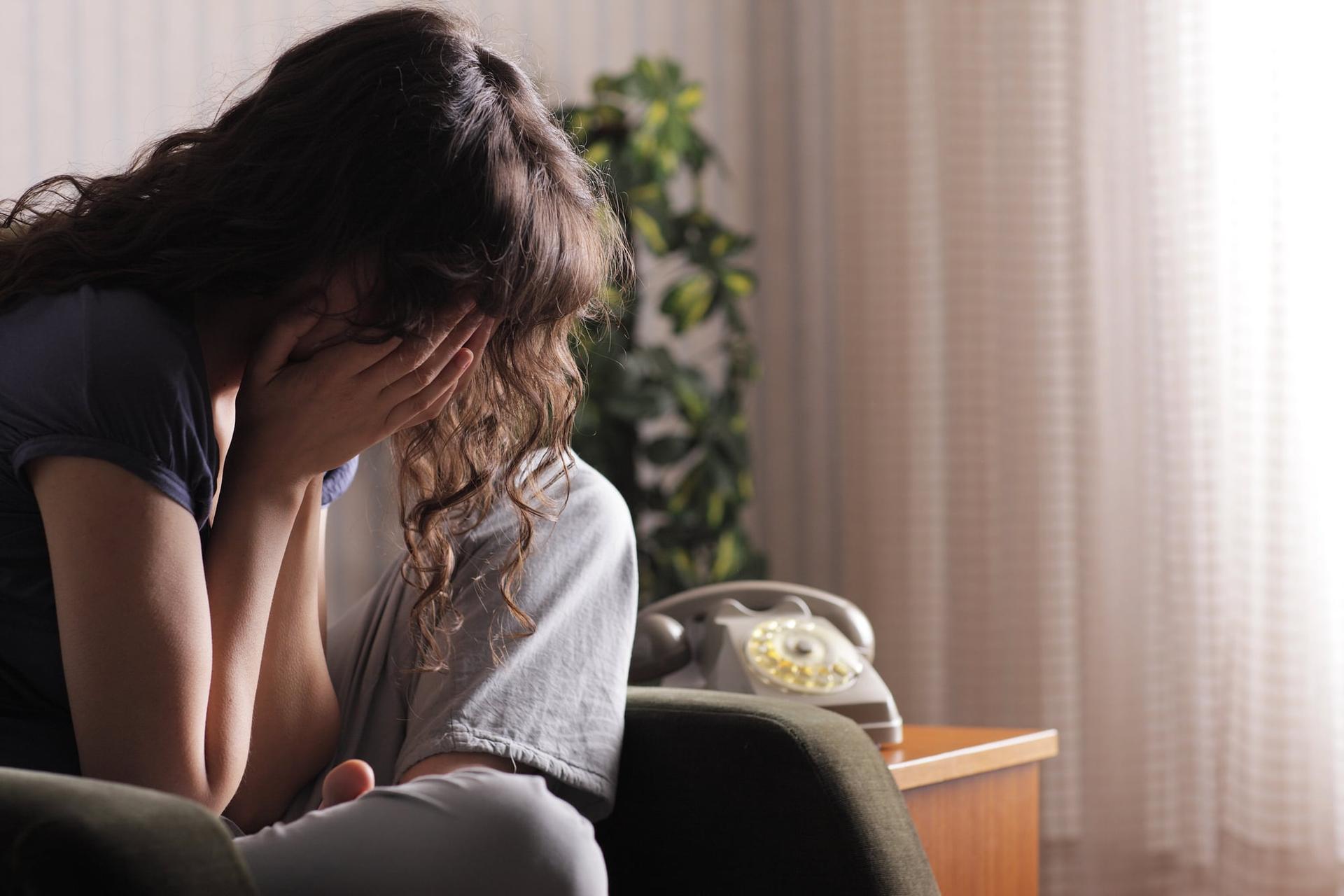 5 innocent-sounding phrases a narcissist uses to quietly destroy your self-worth — Lifestyle