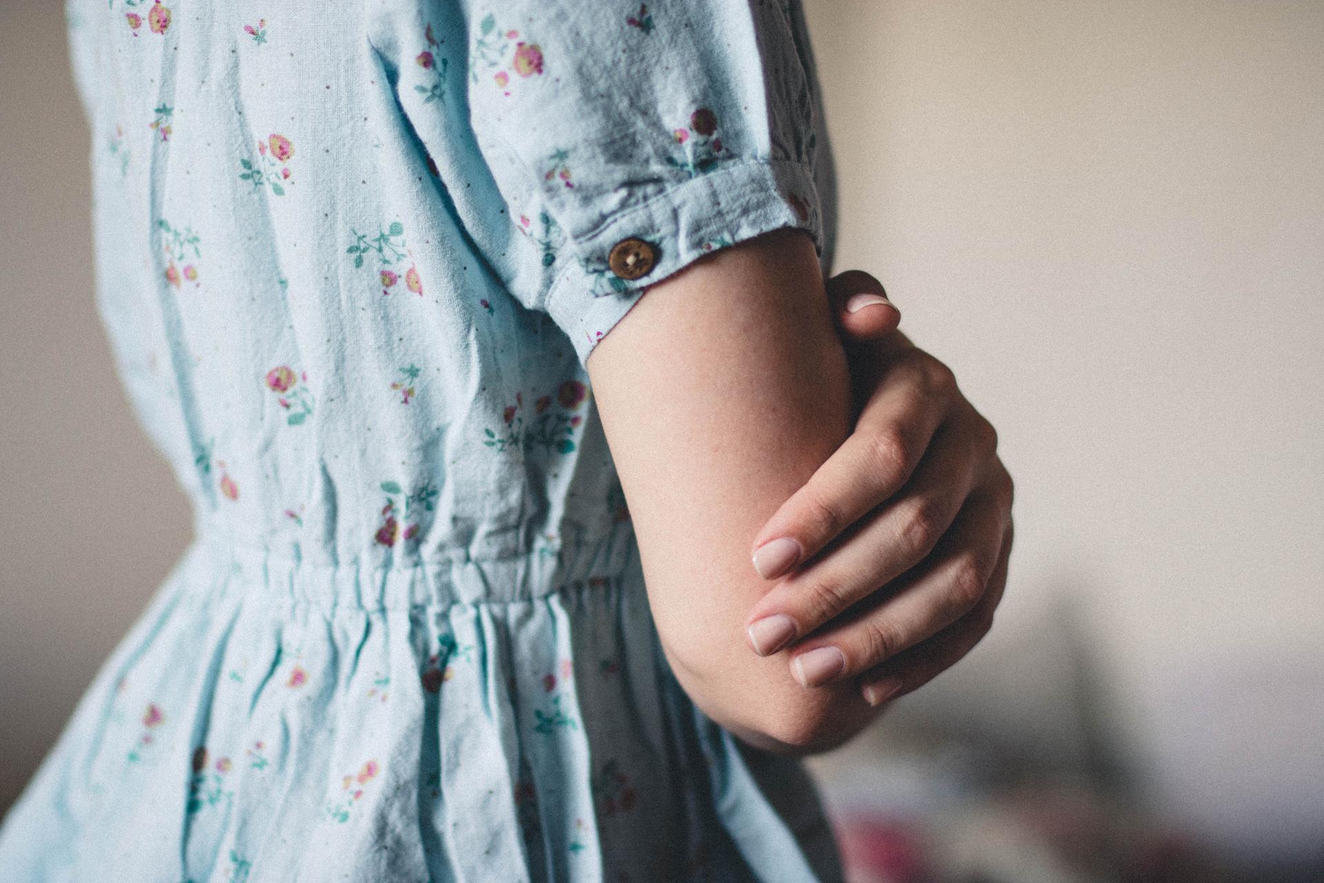 4 petits détails qui font passer une robe d'été bon marché pour une pièce de luxe — Mode