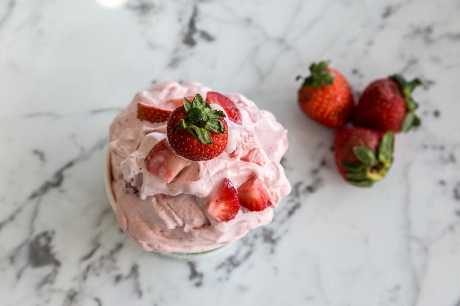 Veganes Erdbeer-Dessert: Der neue Lieblingsnachtisch der Familie – gesund und lecker — Lebensstil