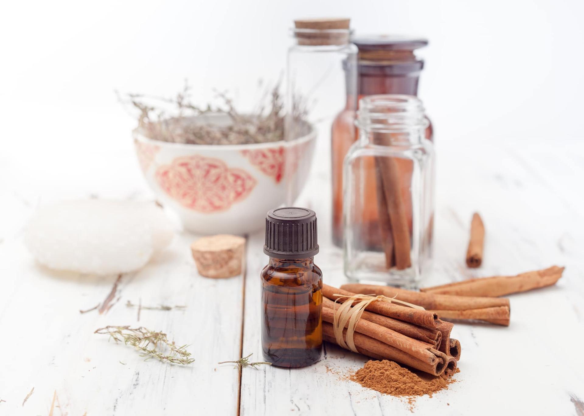 Incroyable tout ce que l’huile essentielle de cannelle peut faire. Muguet, nez bouché, circulation... — Santé
