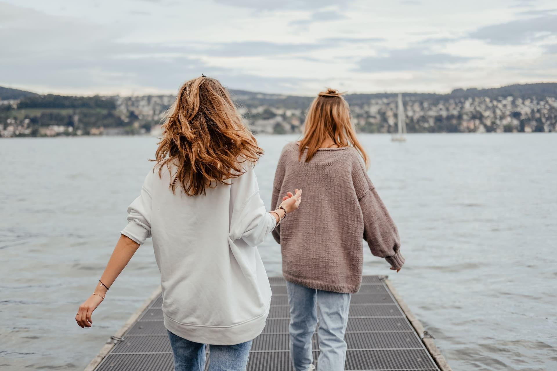 If Even One of These 6 Signs Fits, Your Friendship Is Toxic — Family