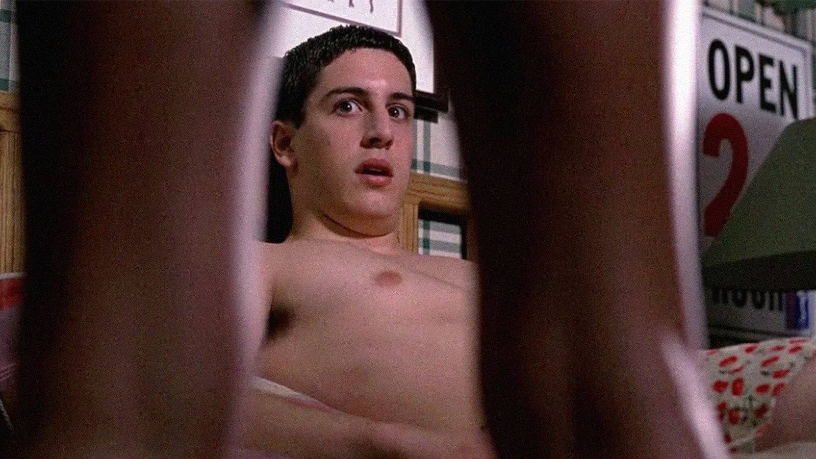 10 hilarious reasons people had to stop mid-sex — including a concussion