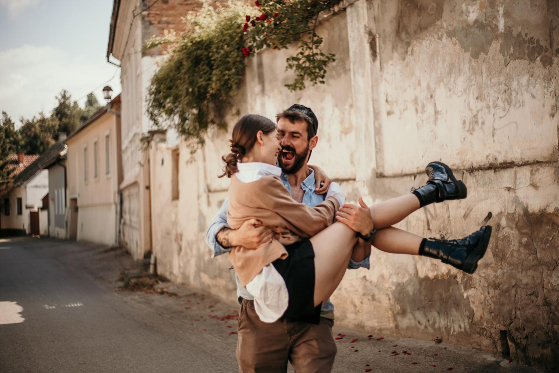 Did you imagine the chemistry? 5 signs the attraction isn't mutual — Relationship