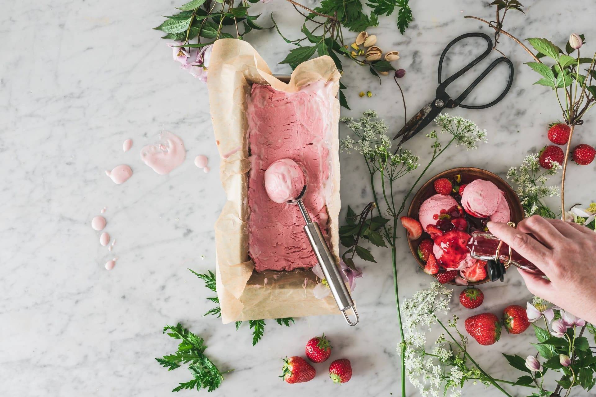 5 deliciosas recetas caseras de helado que puedes preparar fácilmente