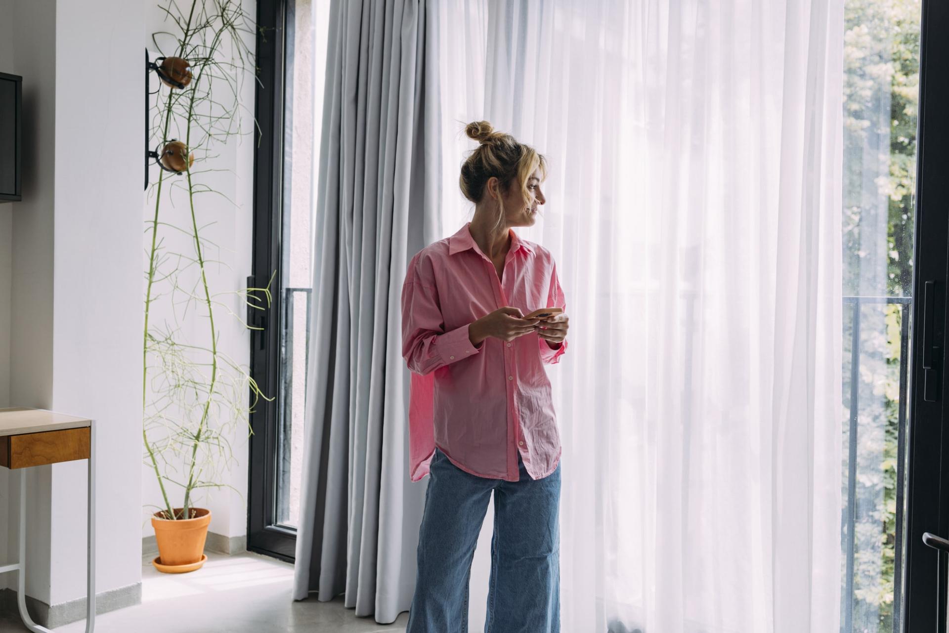 Kühle Wohnung ohne Klimaanlage? 5 super einfache Tricks — Haushalt