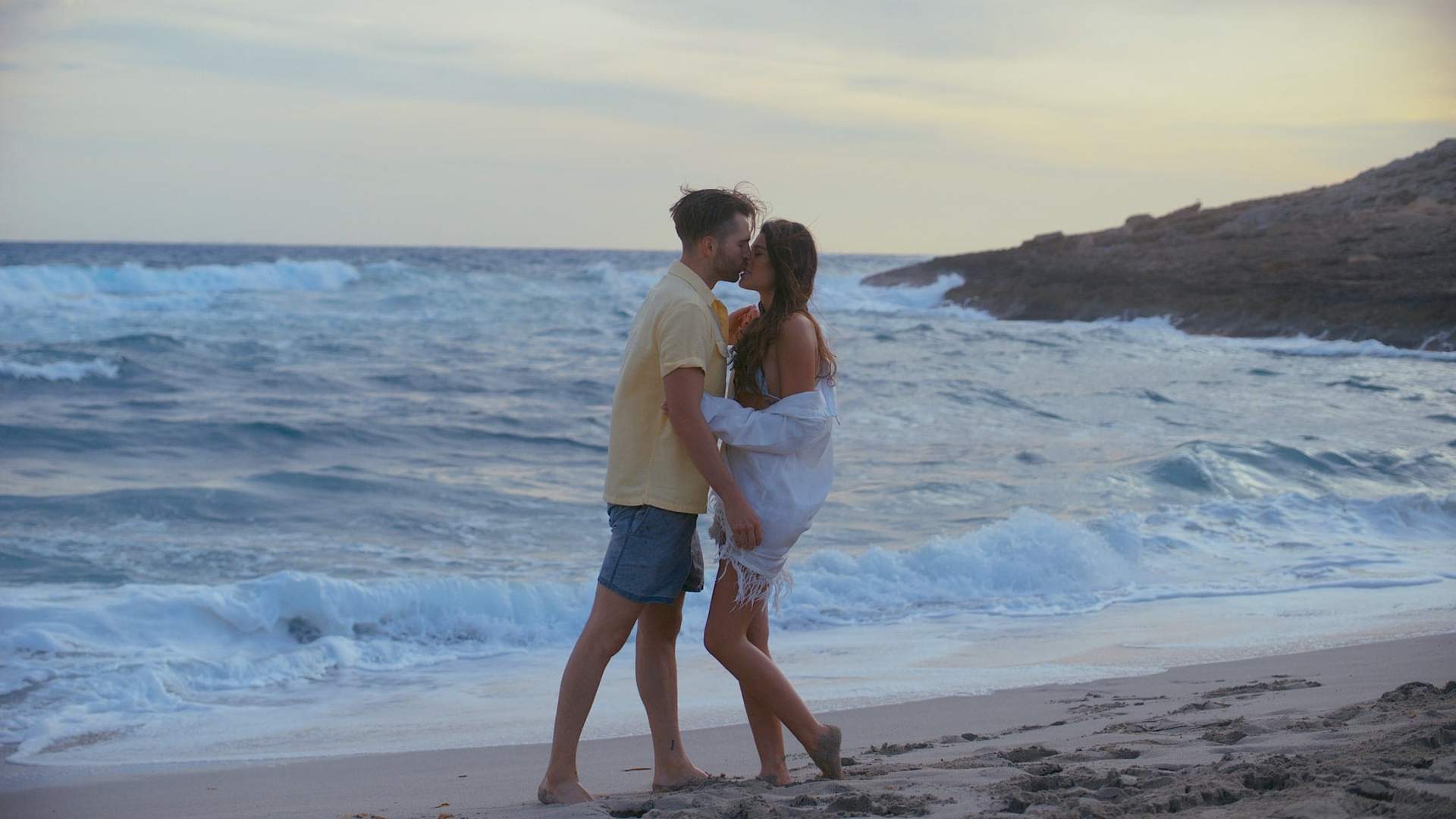 Enough with Stressful Relationships! How to Attract Love When You’re Done Overthinking — Relationship