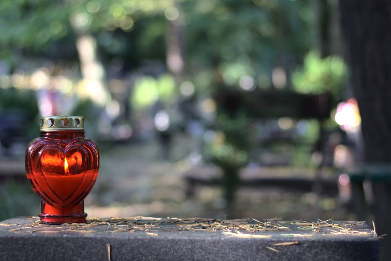 Allerheiligen: 5 Dinge, die du tun kannst, auch wenn du nicht zum Friedhof gehen kannst
