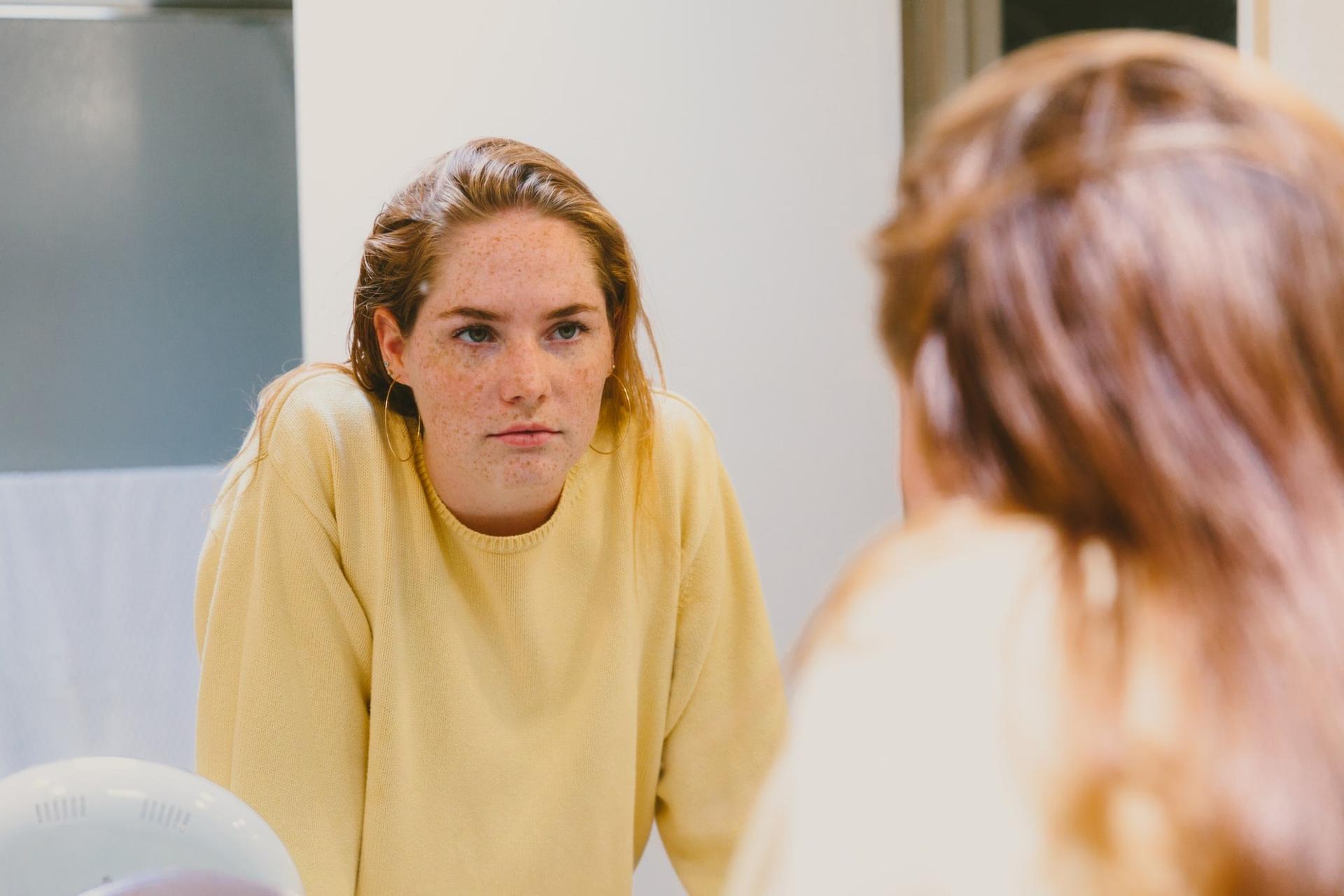 Das sind laut Statistiken die wahren Gründe, warum Frauen unglücklich sind — Lebensstil