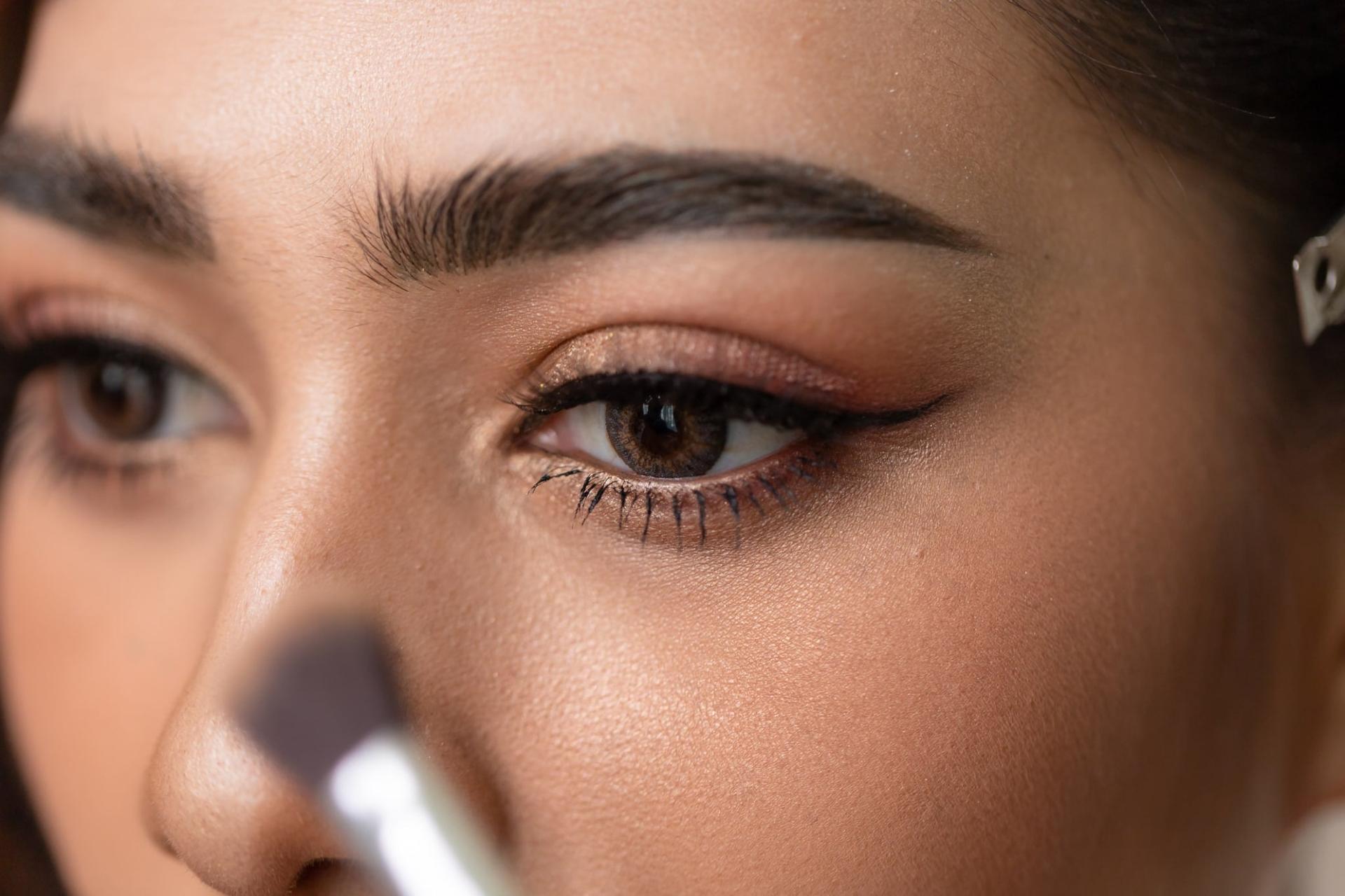 Welchen Eyeliner-Look trägst du? Finde deinen Stil und entdecke mehr über deine Persönlichkeit — Gesicht