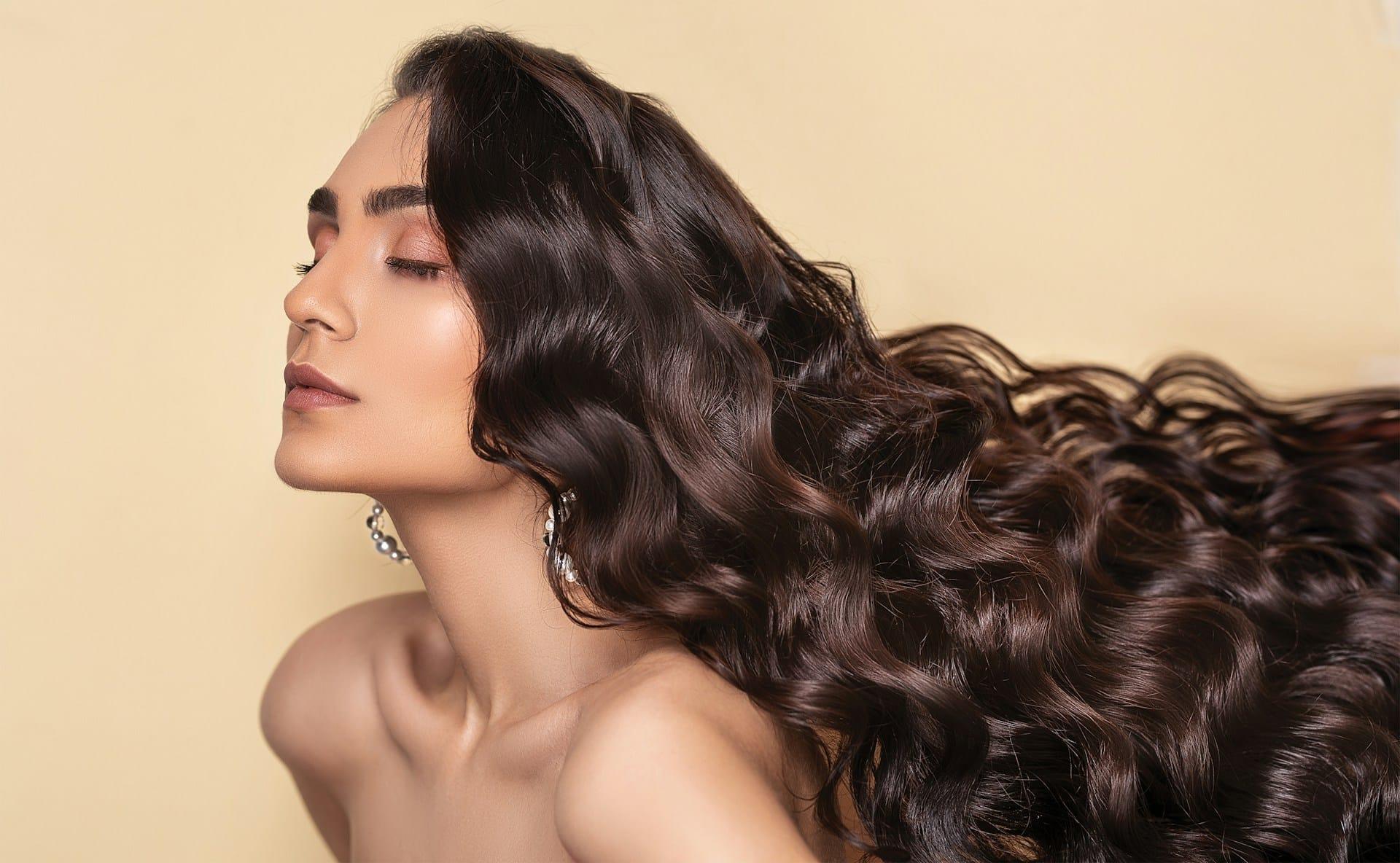 Der Friseur verrät: Diese 4 Methoden fördern wirklich das Haarwachstum — Haare