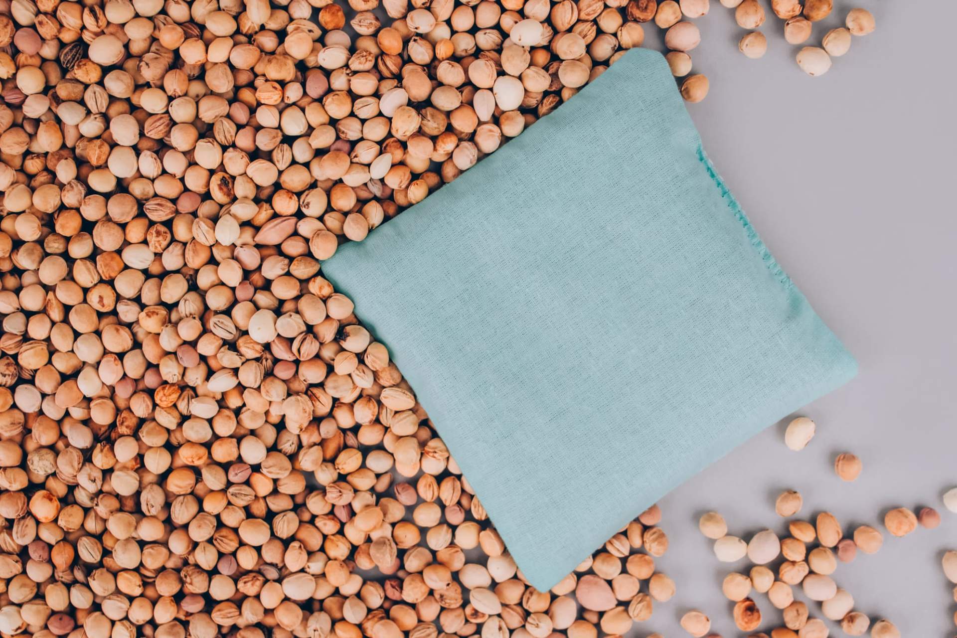 La almohadilla de huesos de cereza que cura con calor y frío. Así puedes hacerla tú mismo — Salud