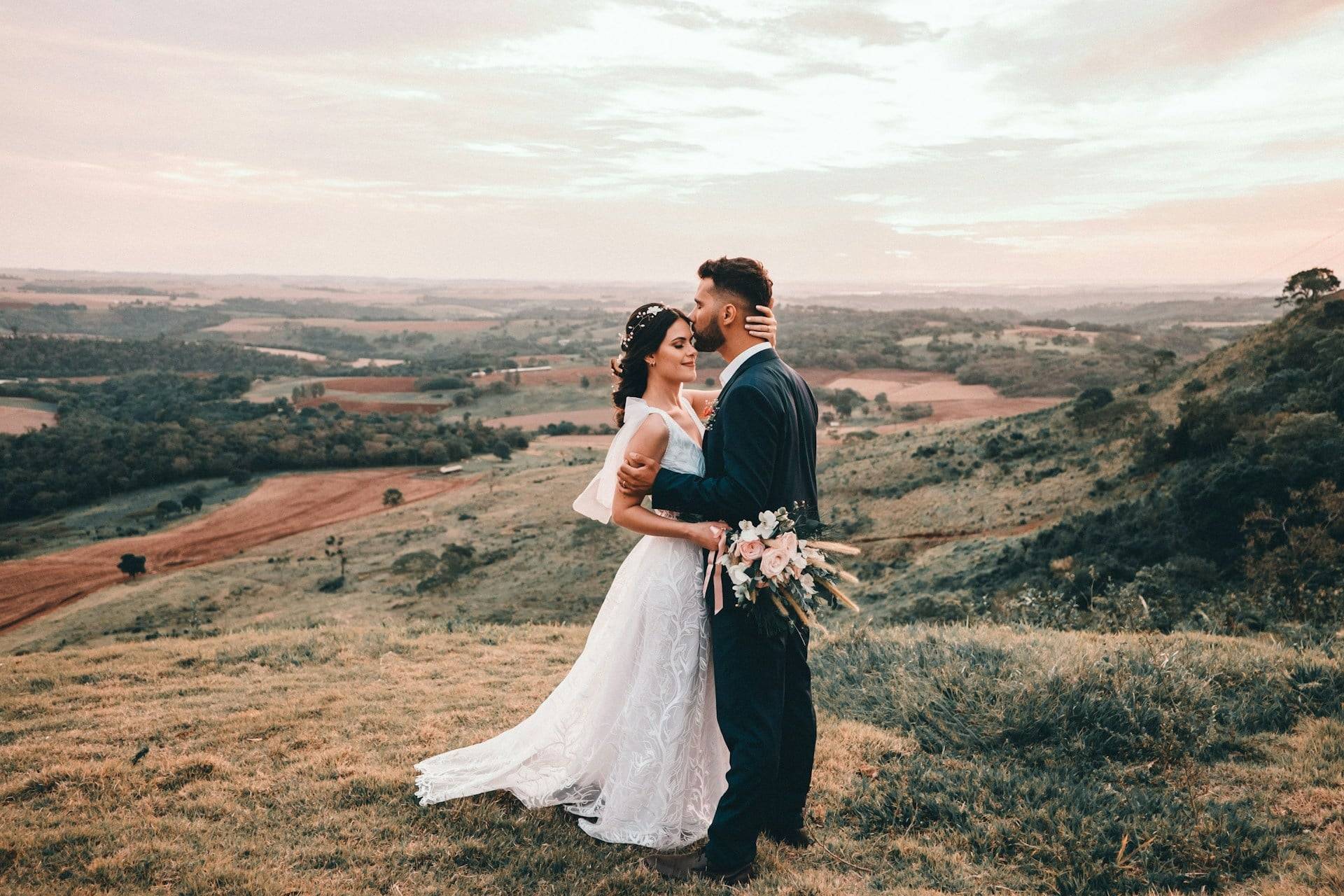 Amicizie finite a causa del matrimonio: 10 storie che fanno riflettere