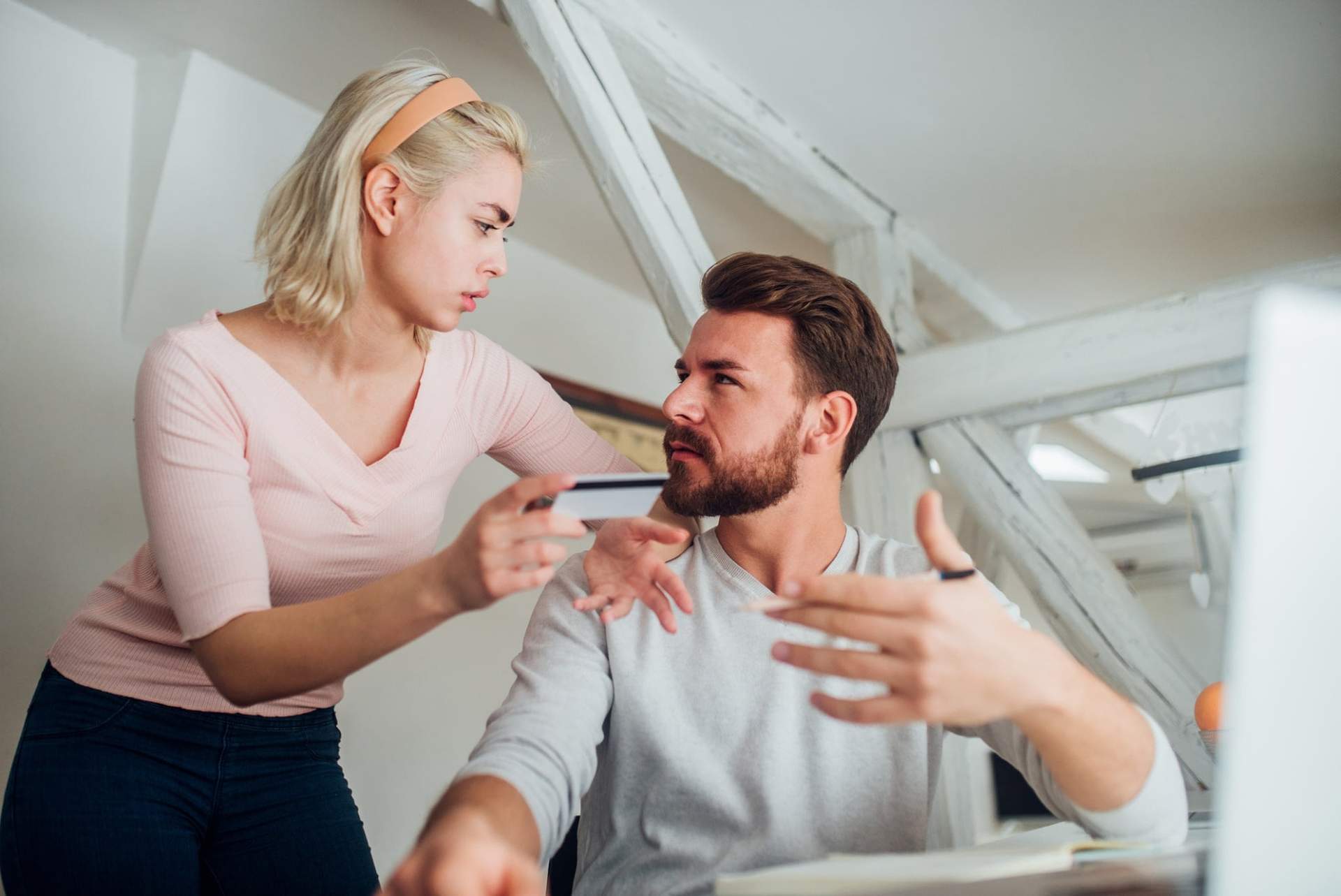 These are the hidden signs that you are a victim of relationship manipulation — Relationship
