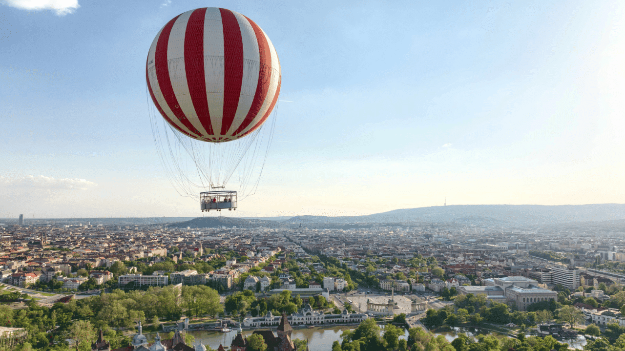 Das Wunder des Fliegens – Schweben über dem Stadtpark — Freizeit