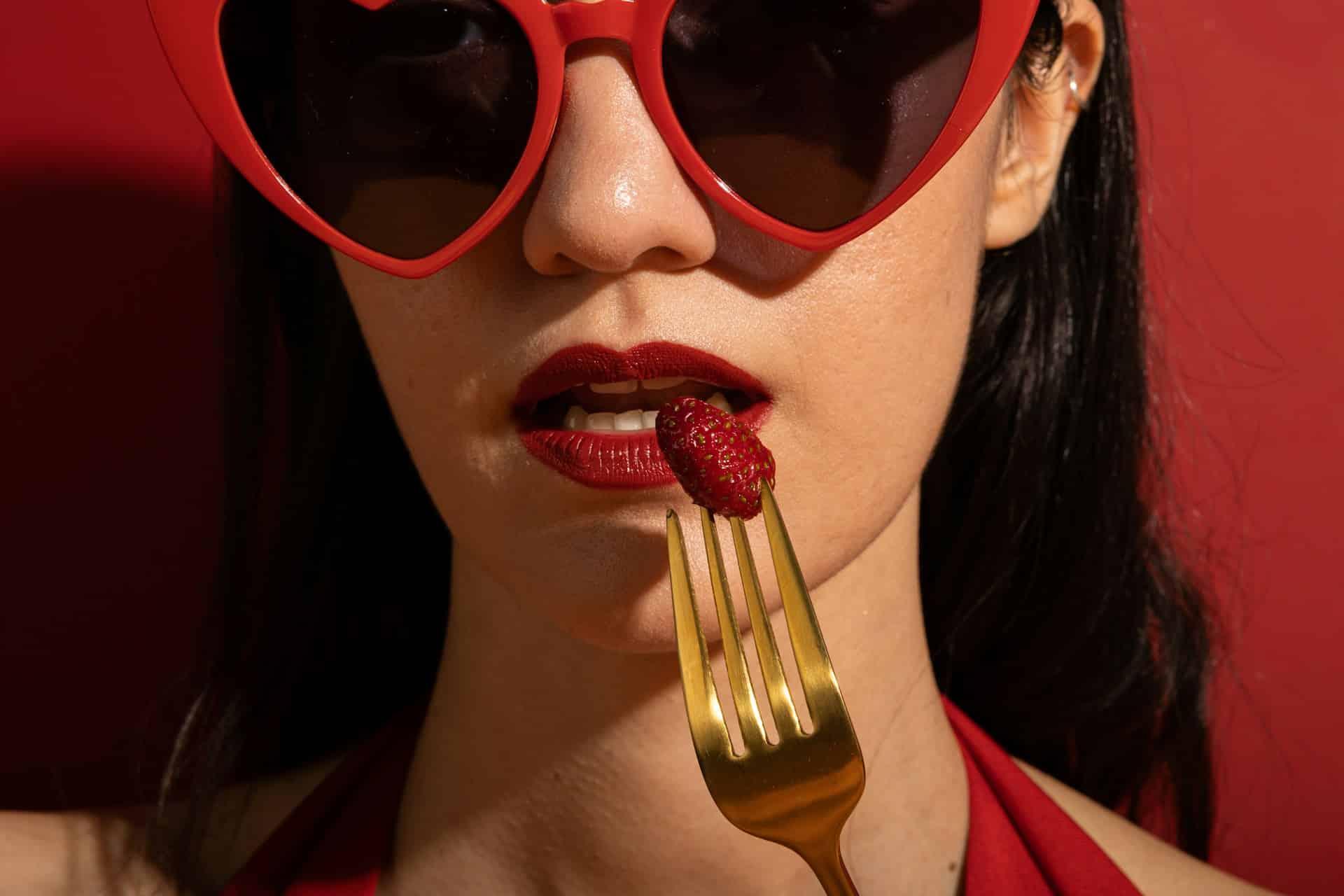 Unforgettable Smile: 6 Lipsticks for Dazzlingly White Teeth — Face