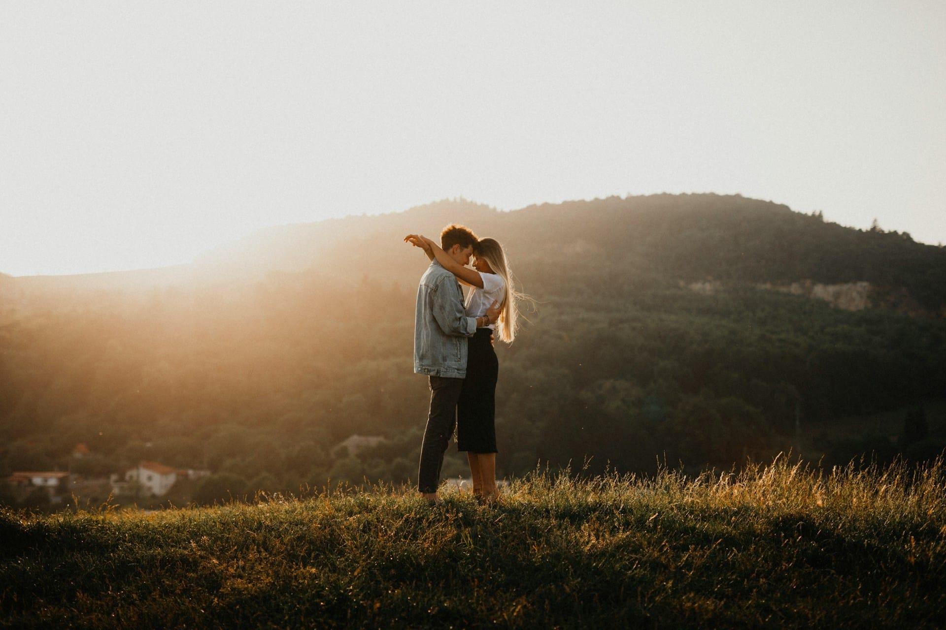 These 5 Zodiac Signs Could Be True Soulmates for July’s Cancers — Lifestyle