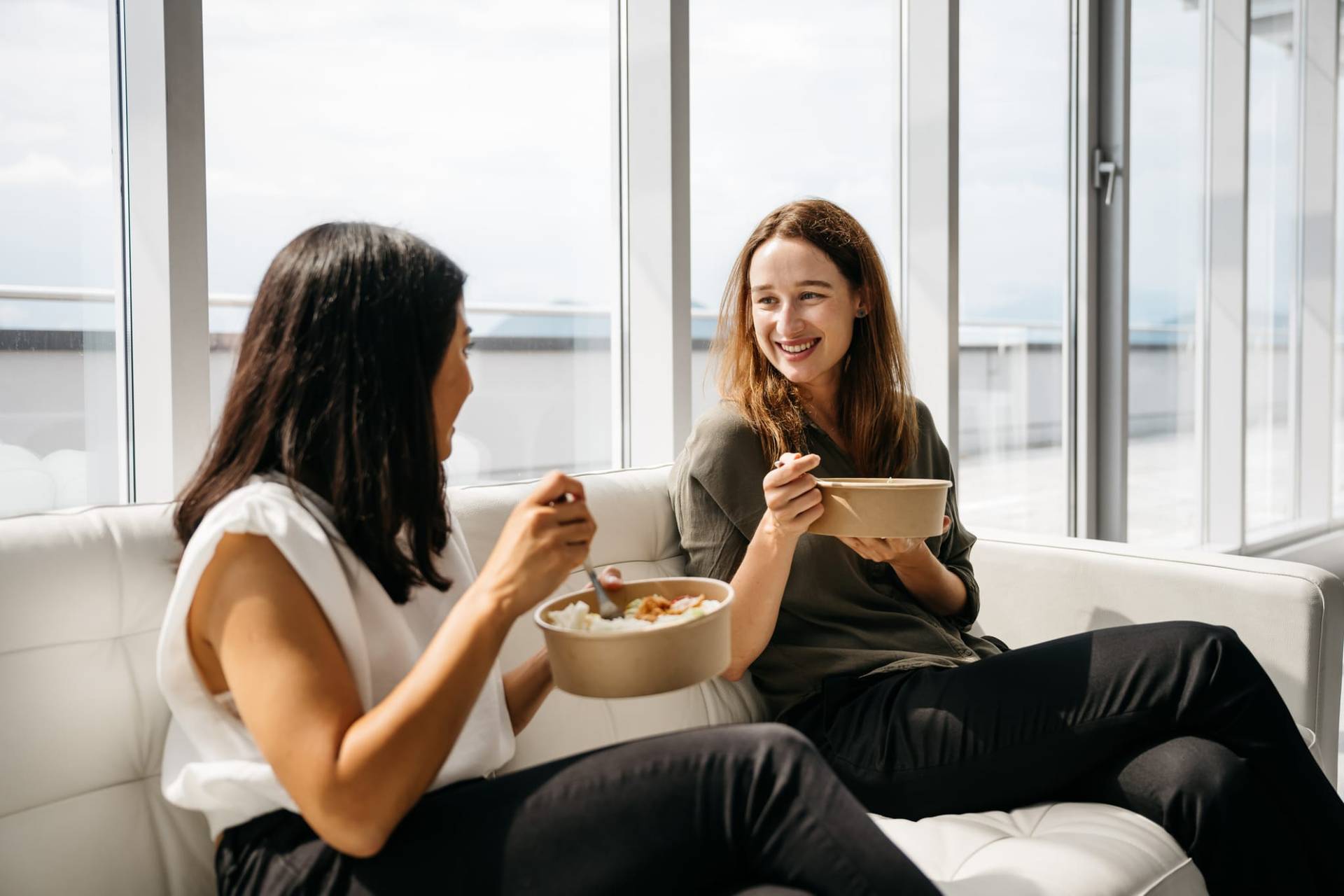 Work Lunch Etiquette: Why a Meatball Sandwich Might Not Be the Best Idea