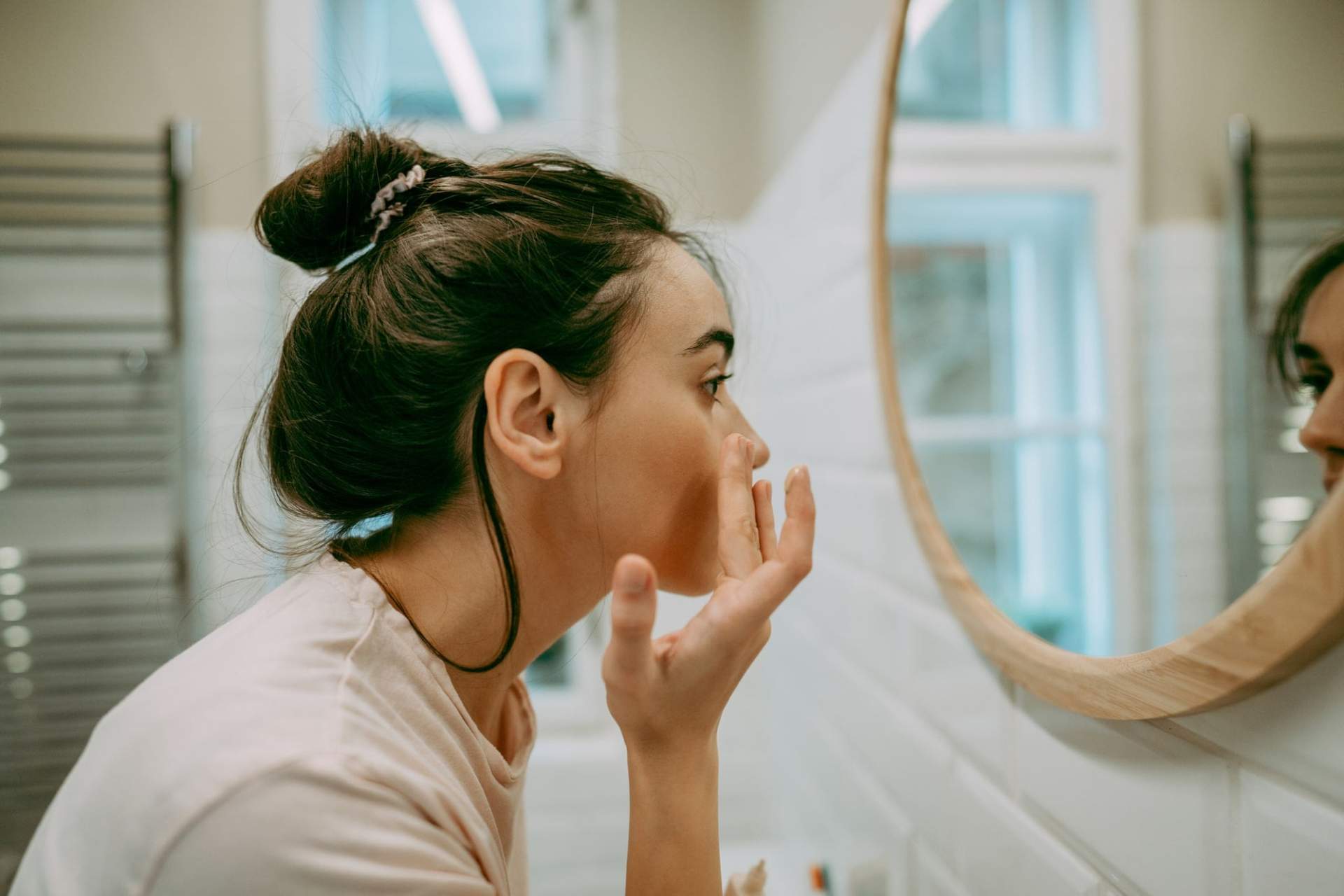 Skin’s Worst Enemies: 4 Everyday Habits That Speed Up Aging — Face
