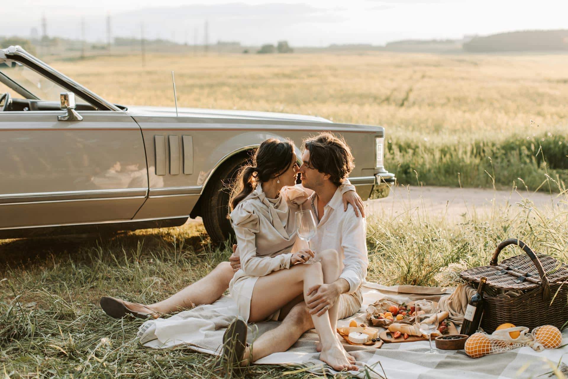 How a Man Truly in Love Behaves – 6 Things He Definitely Won’t Do — Relationship