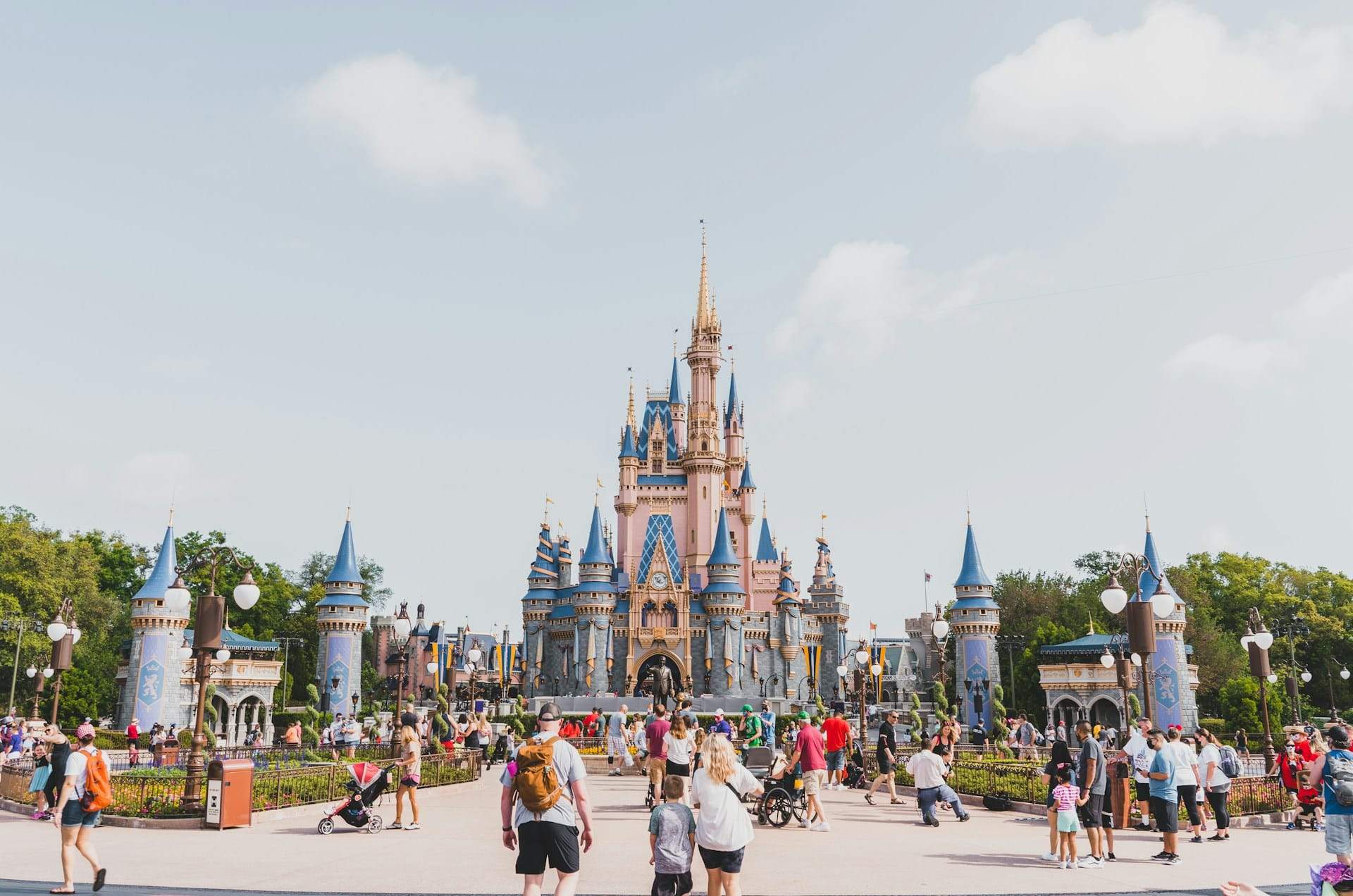 Unglaublich, was mit verlorenen Gegenständen in Disneyland passiert — Freizeit