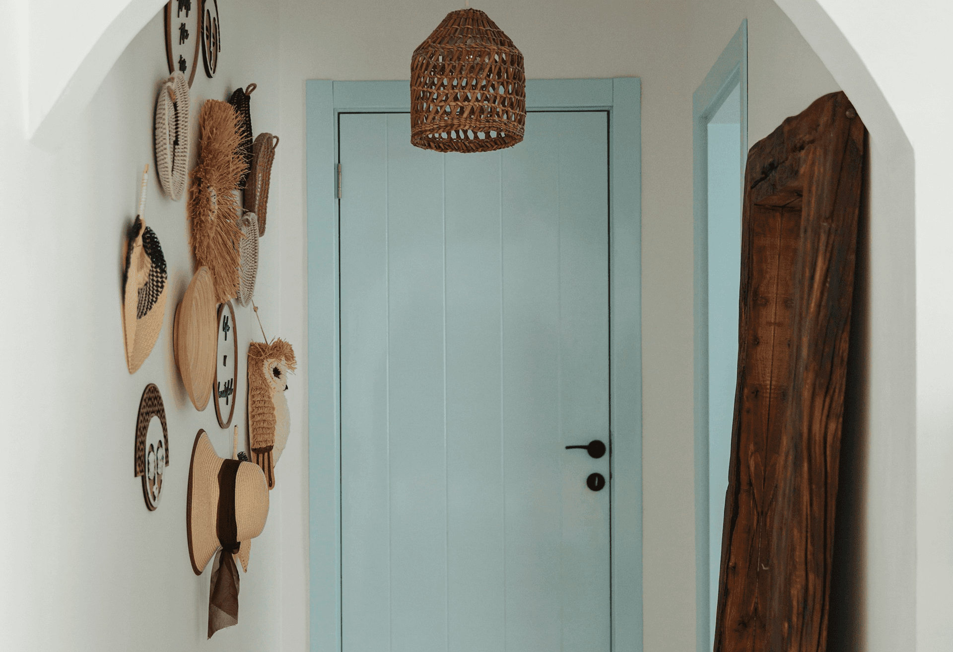 10 colori per porte interne che trasformano l’aspetto della tua casa — Arredo