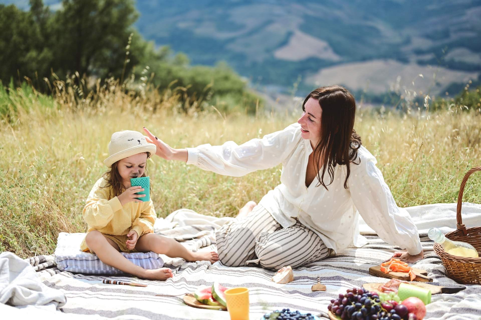 Travailler à la maison avec les enfants : comment j'organise mes journées pendant les vacances d'été — Famille