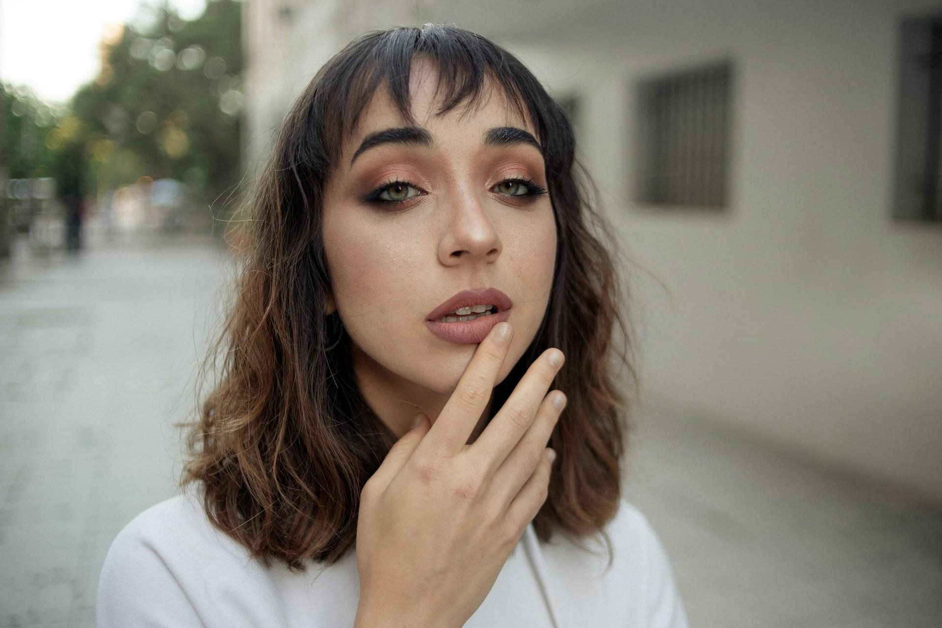 Diesen Make-up-Fehler macht fast jede Frau – und er lässt dich älter wirken — Gesicht