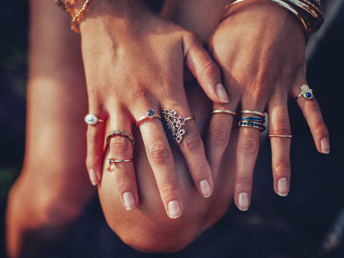 ¿Joyas de oro y plata juntas? 5 consejos de estilista
