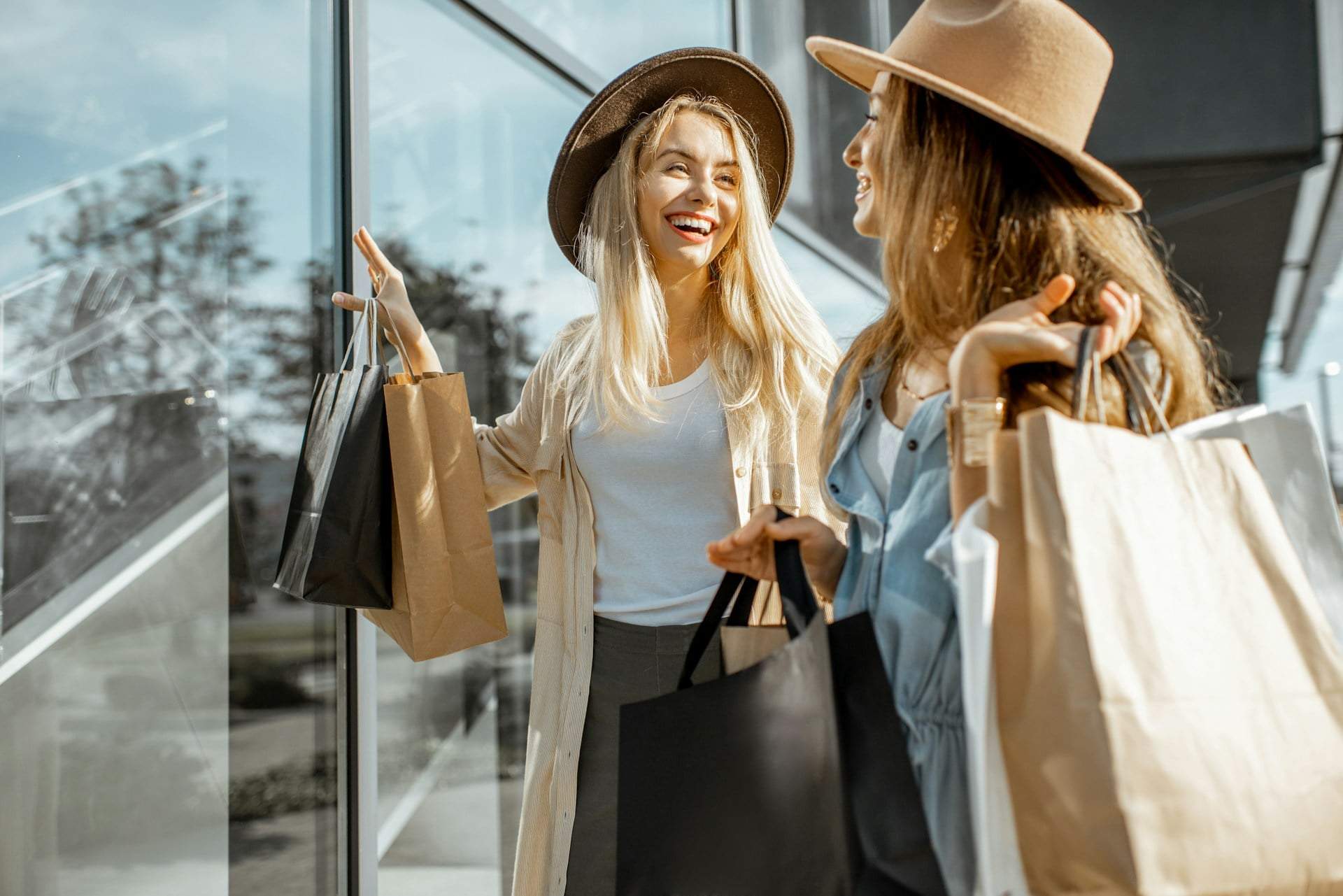 10 choses sur lesquelles les femmes gaspillent inutilement leur argent – Tu es d'accord ? — Mode de vie