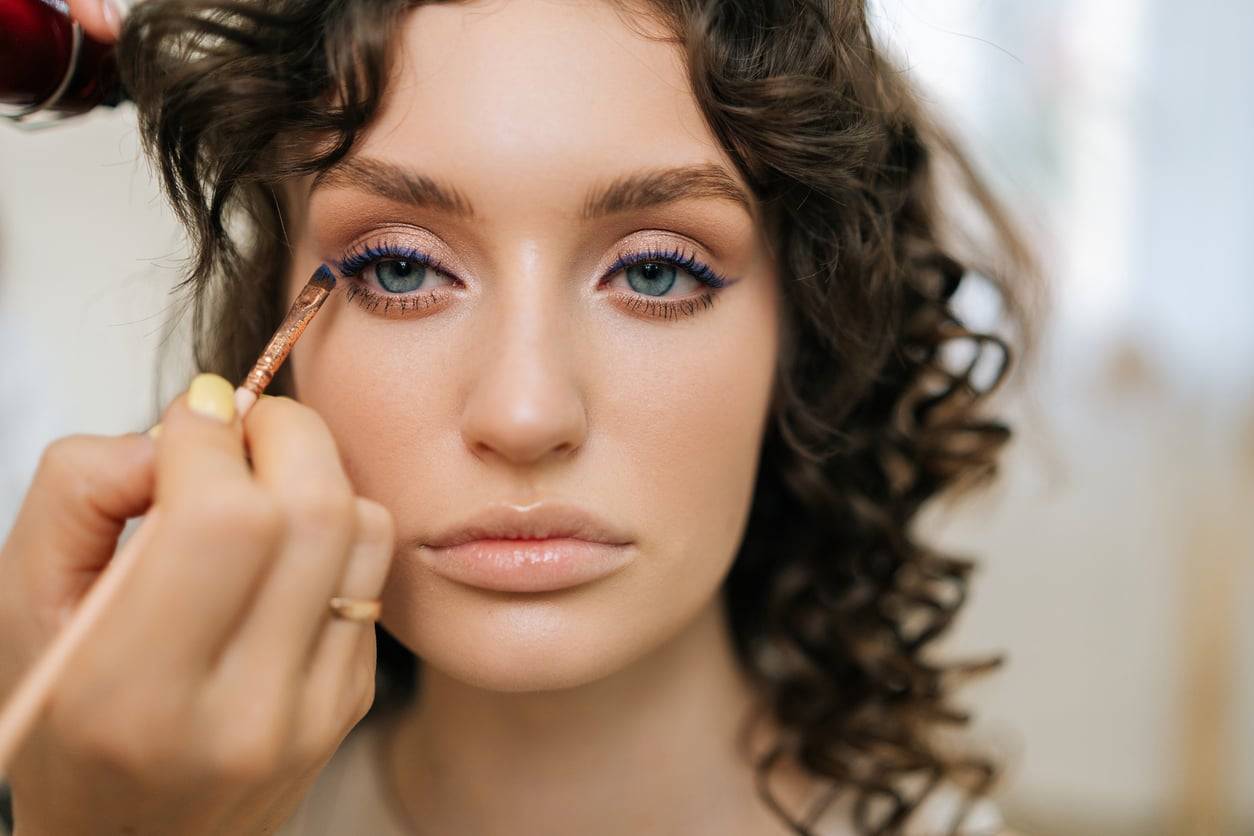 Incredibile: il trucco quotidiano può invecchiare la pelle di 10 anni