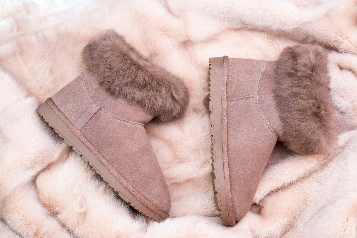 10 adorabili outfit invernali con gli stivali Ugg